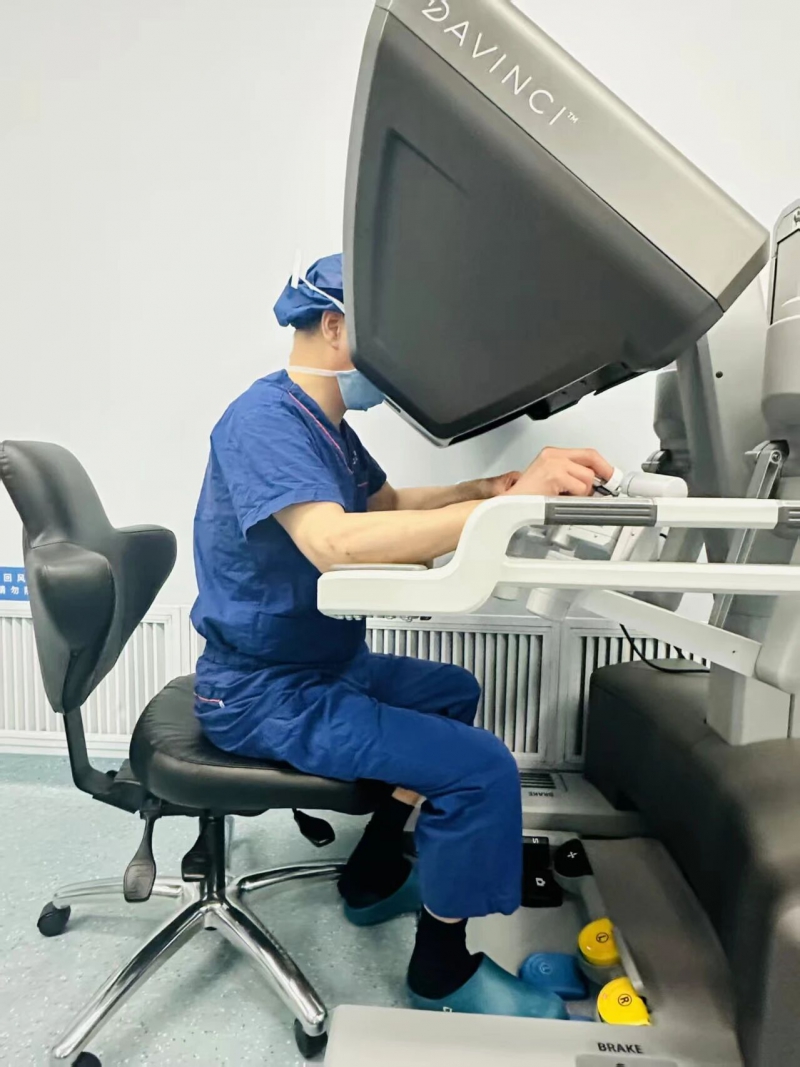 第四代达芬奇机器人显神威，推动儿童精准外科治疗新突破(图1)